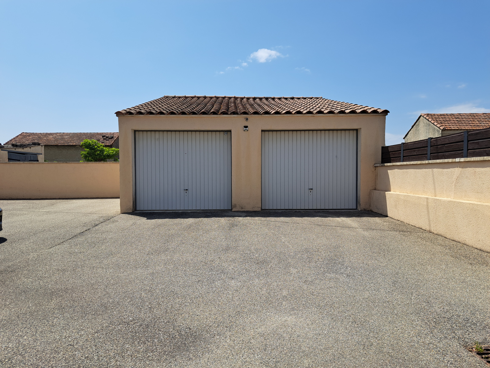 Vente Villa Avec Terrain, 5 Chambres, Garage | LG Immobilier